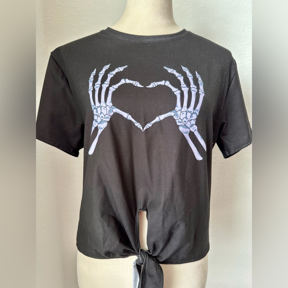 BlackMilk Skeleton Heart Hands